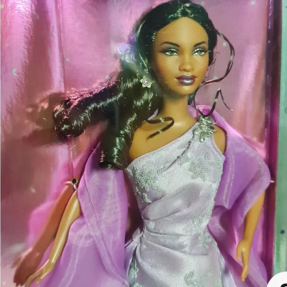 Barbie 2003 Collector Edition Doll - Purple Gown - Picture 6 of 9